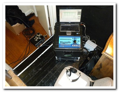 The recording area backstage with LRX2 The recording area backstage with LRX2